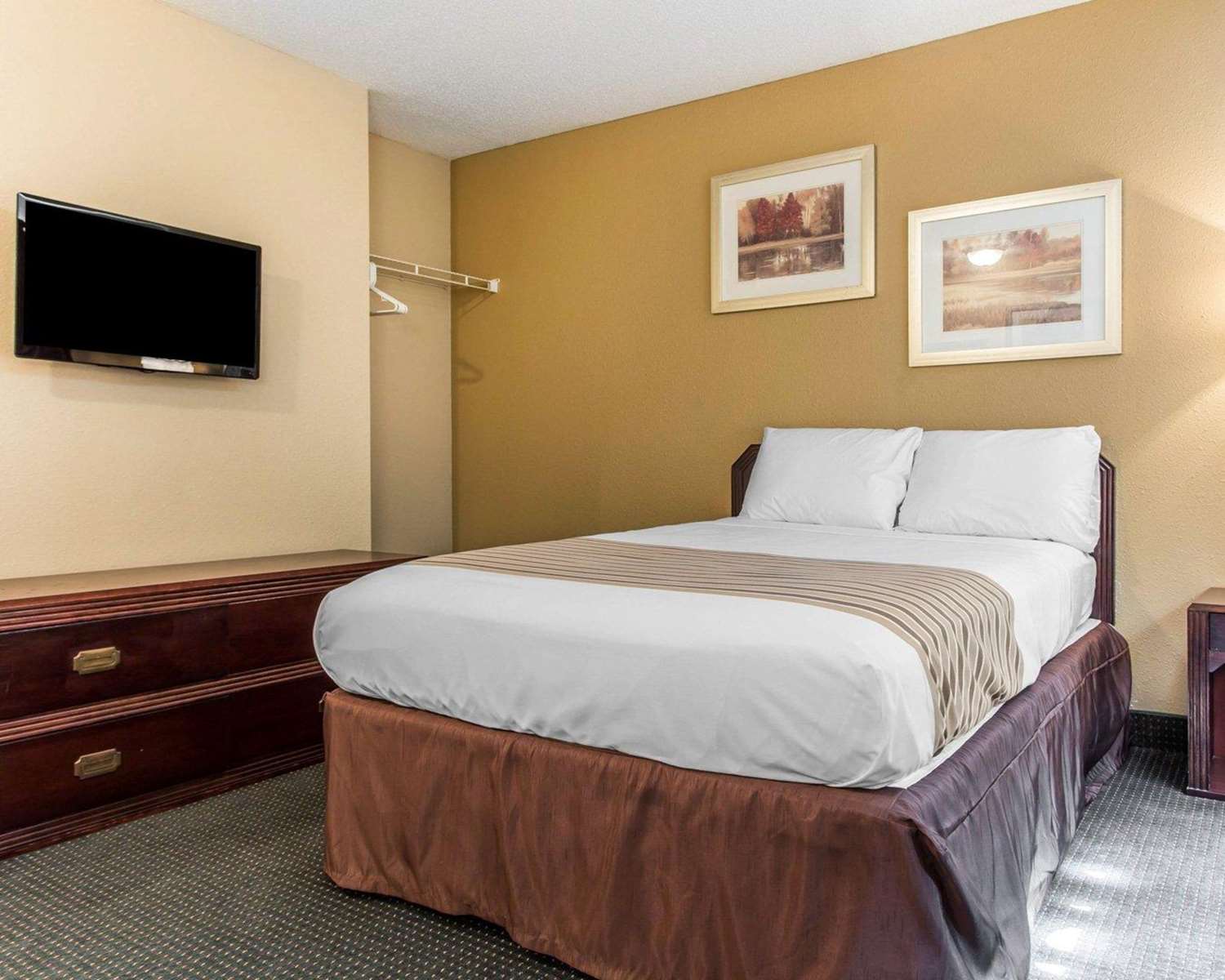 Efficiency, Double Bed, Smoking