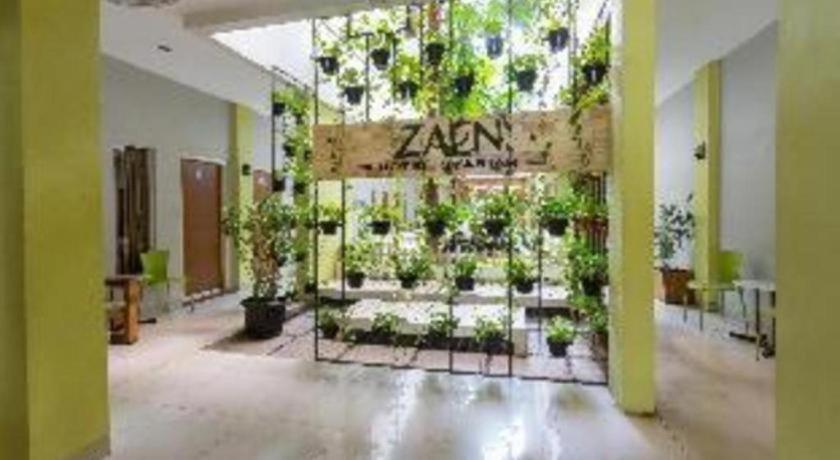 Zaen Hotel Syariah Solo 23/24