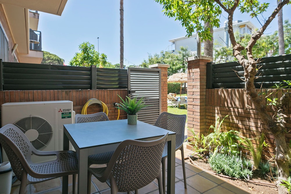 Velor Apartments 53/74