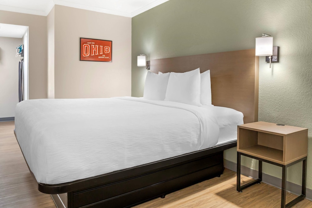 غرفة قياسية بسرير كينج، Quality Inn Findlay 4/8