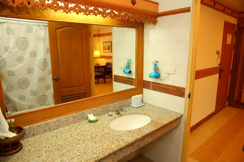 Diana Garden Resort 46/48