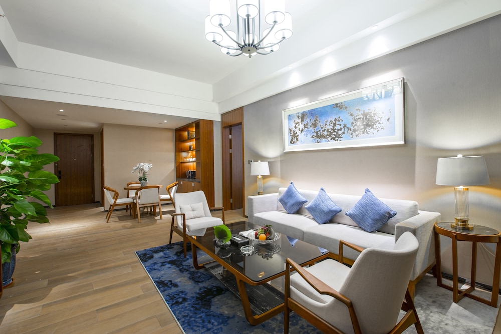 Fengyue Hotel 28/47