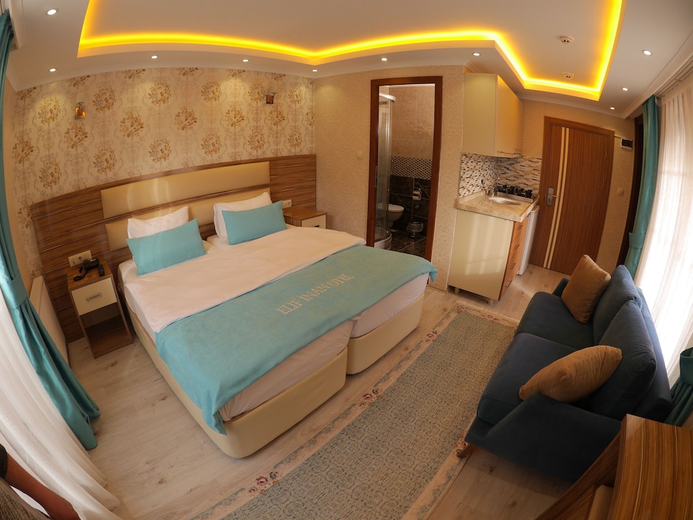 Elif Inan Motel 16/50