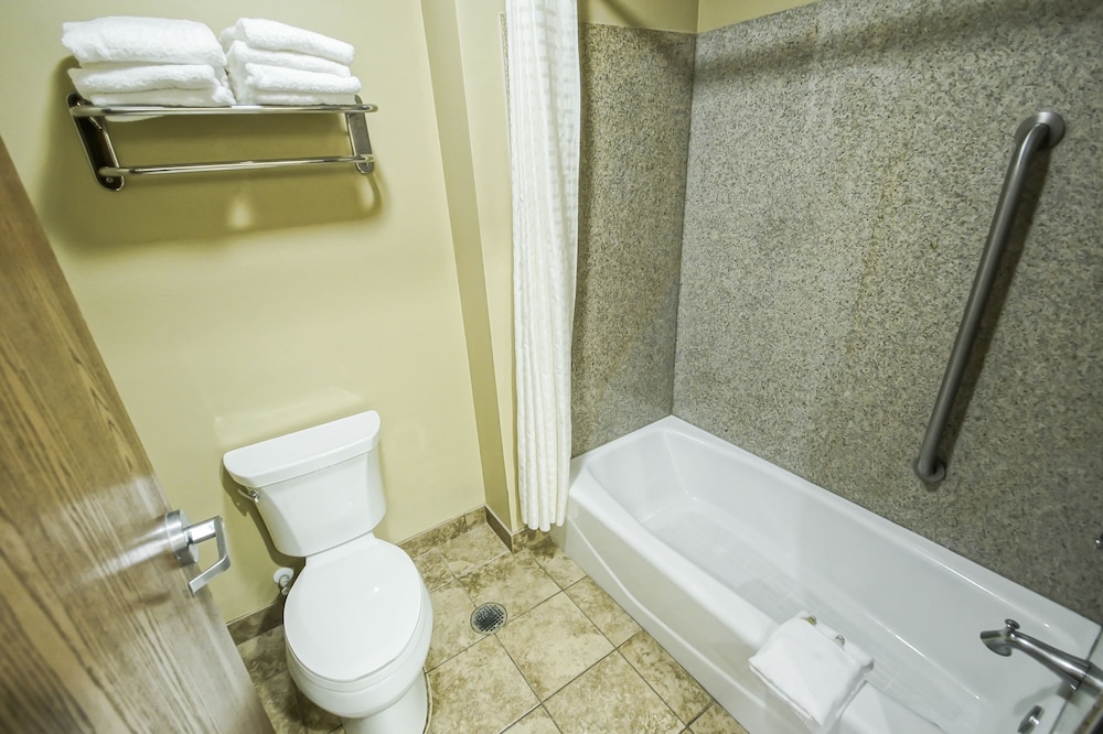 Days Inn by Wyndham Baton Rouge/I-10 11/56
