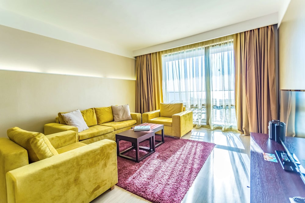 Barcelo Royal Beach 34/63