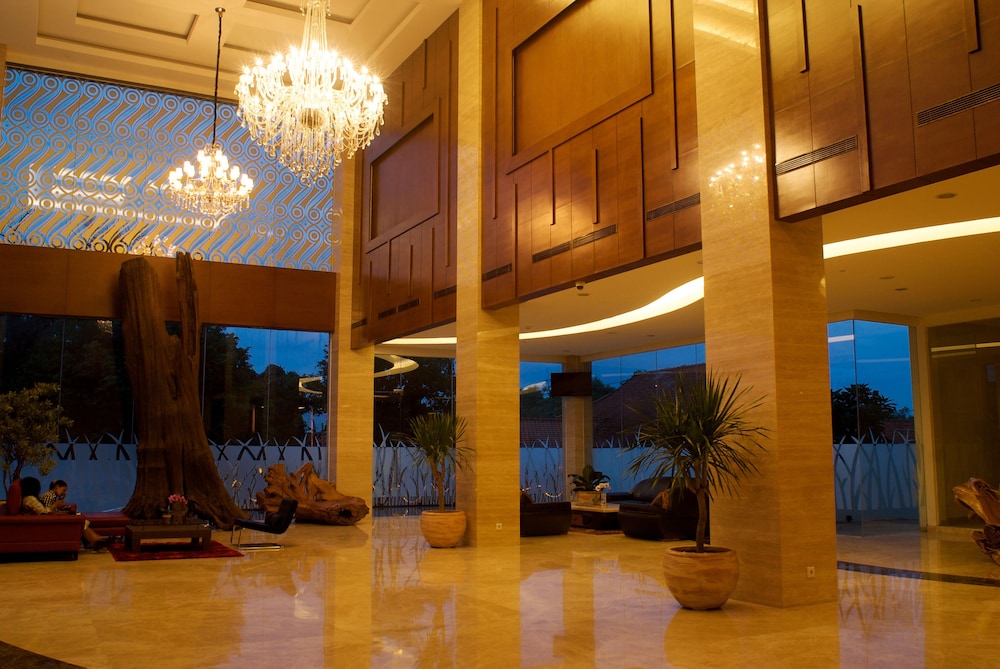 The Safin Hotel 16/25