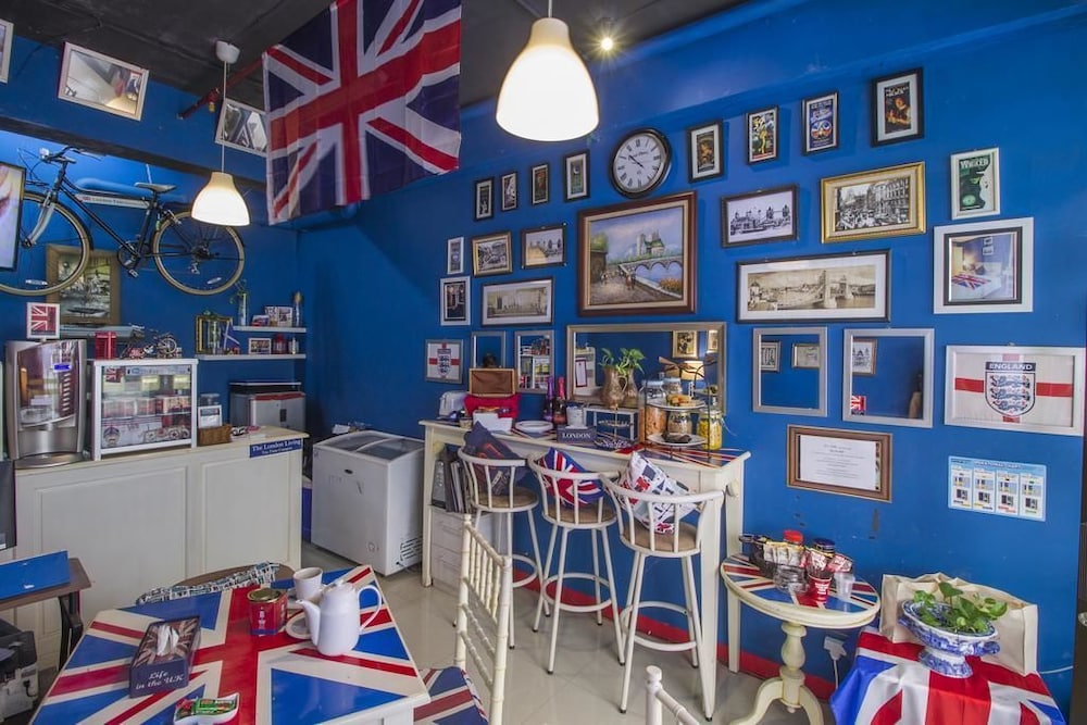 The London Living Kebagusan City 17/17
