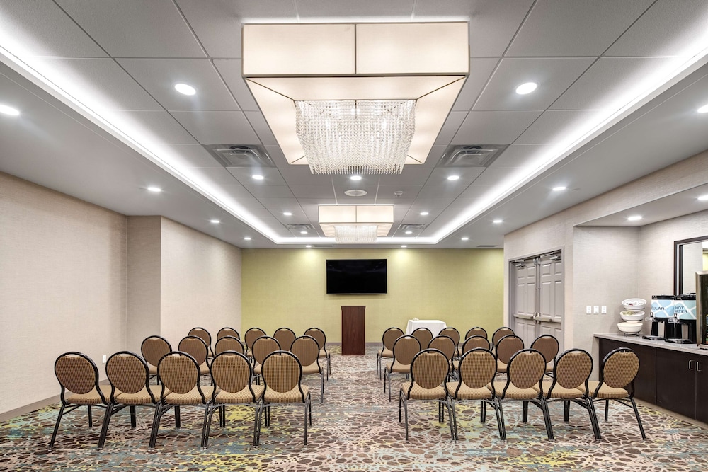 Hilton Garden Inn Halifax Airport 29/32