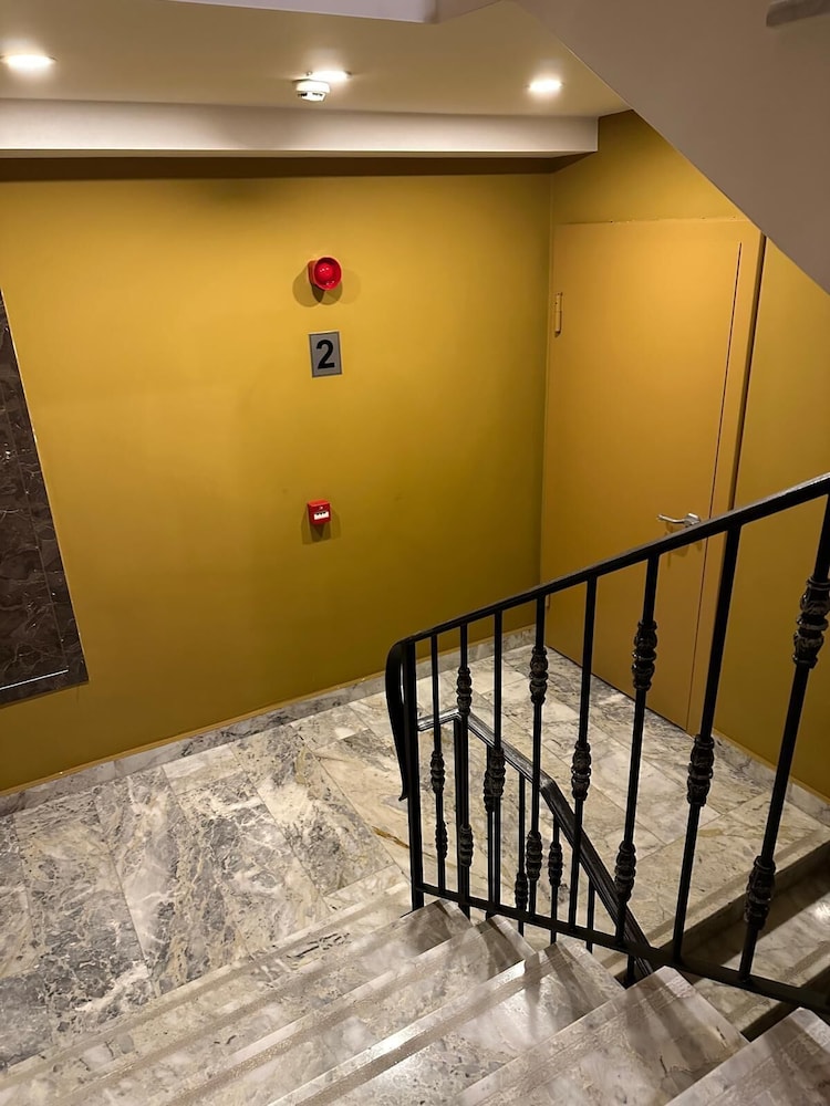 La Wisteria Boutique Hotel 38/66