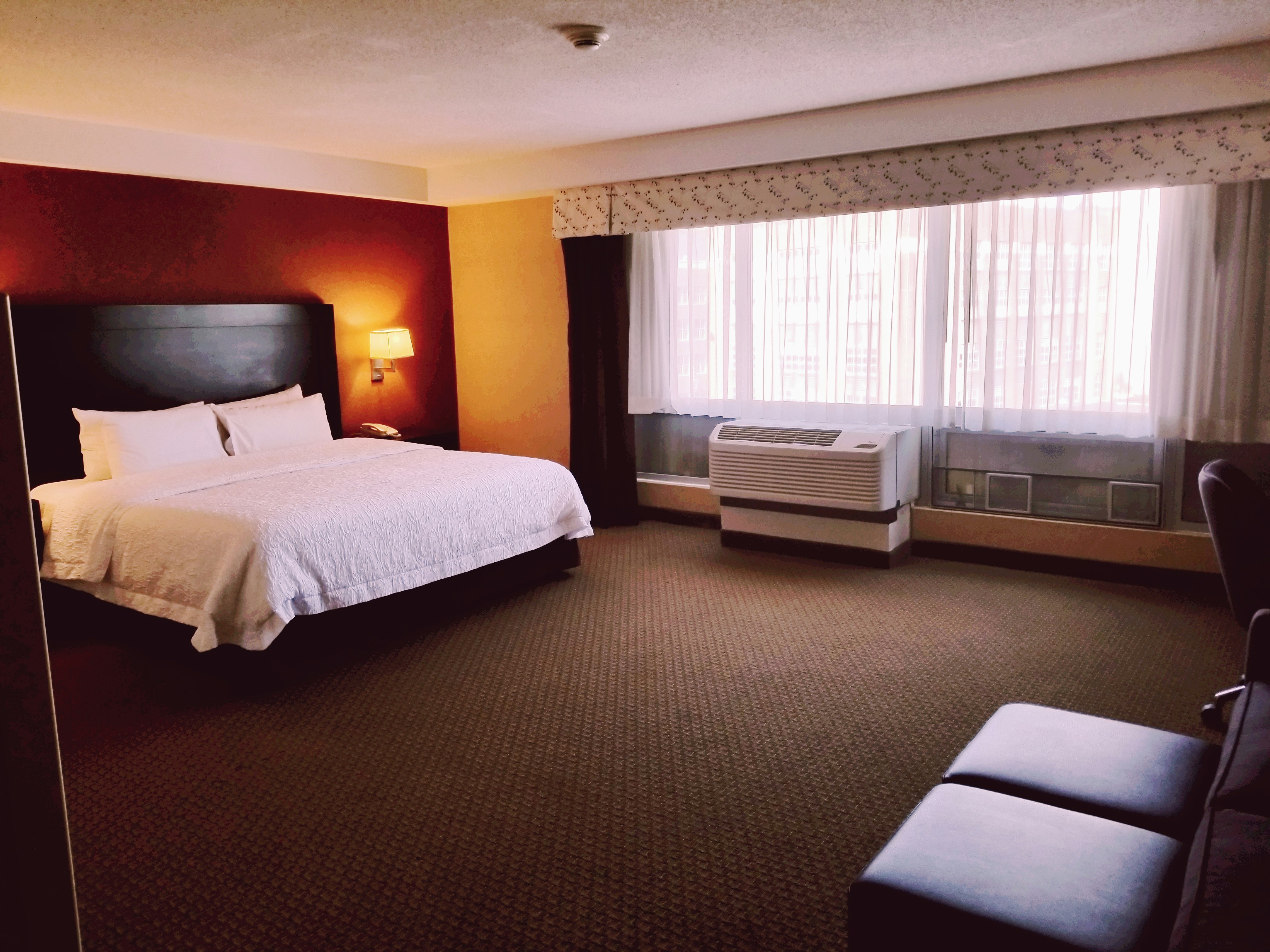 Hampton Inn and Suites Boston-Crosstown Center 9/49