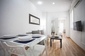 Apartamentos Fuencarral 50 78/100