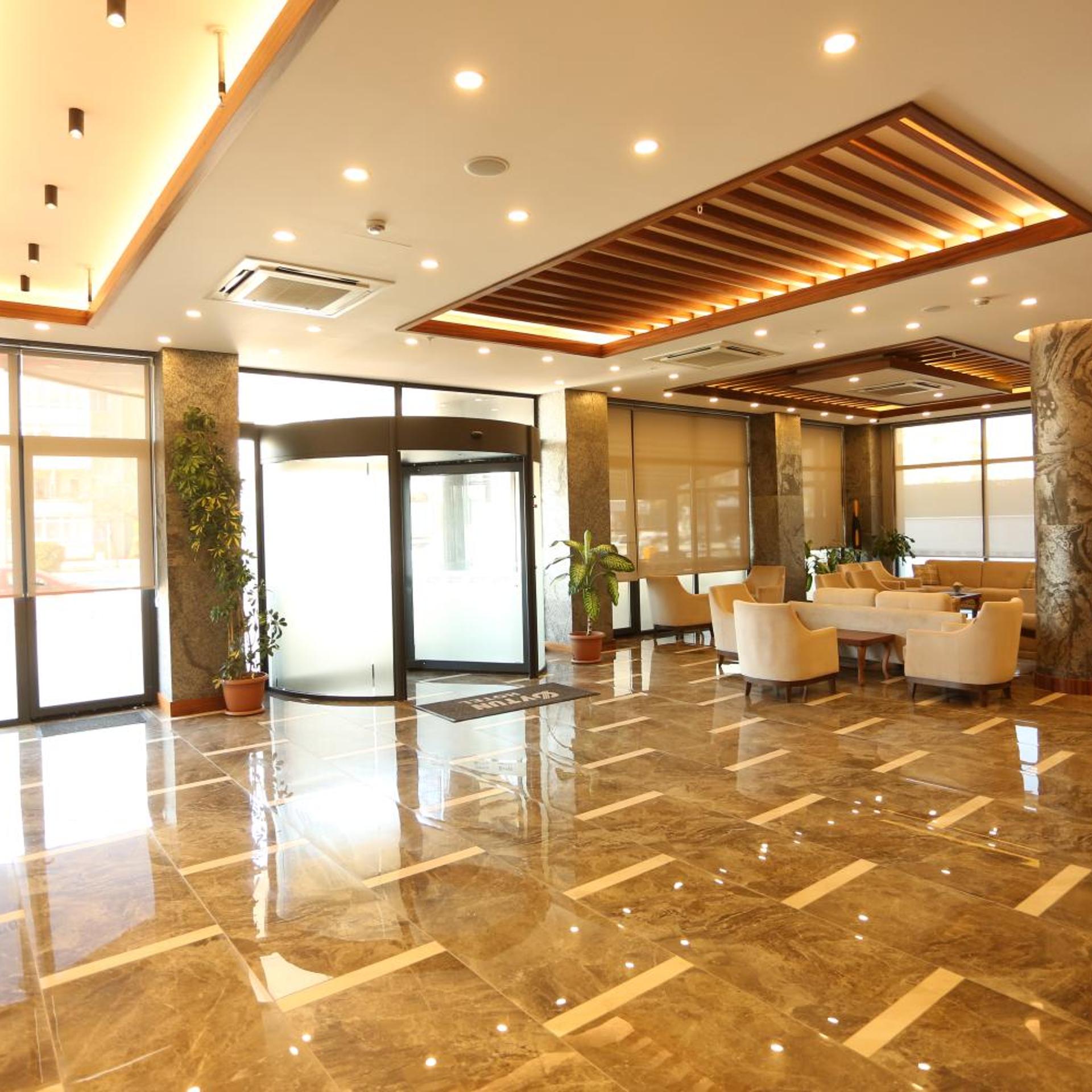 Oytun Hotel 4/52