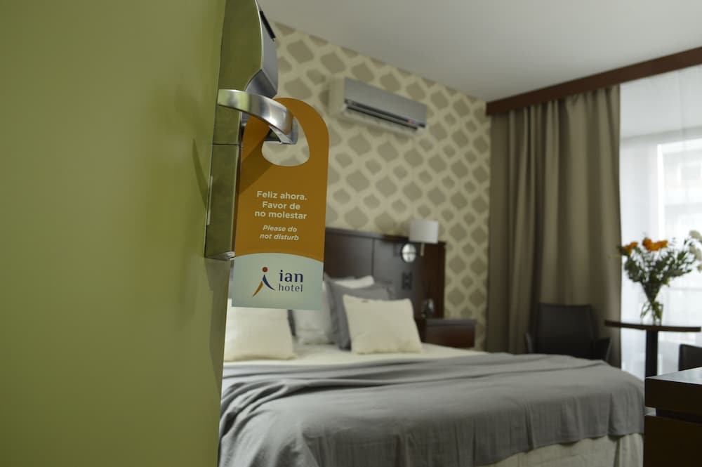 Ian Hotel (ex Howard Johnson Palermo) 12/54