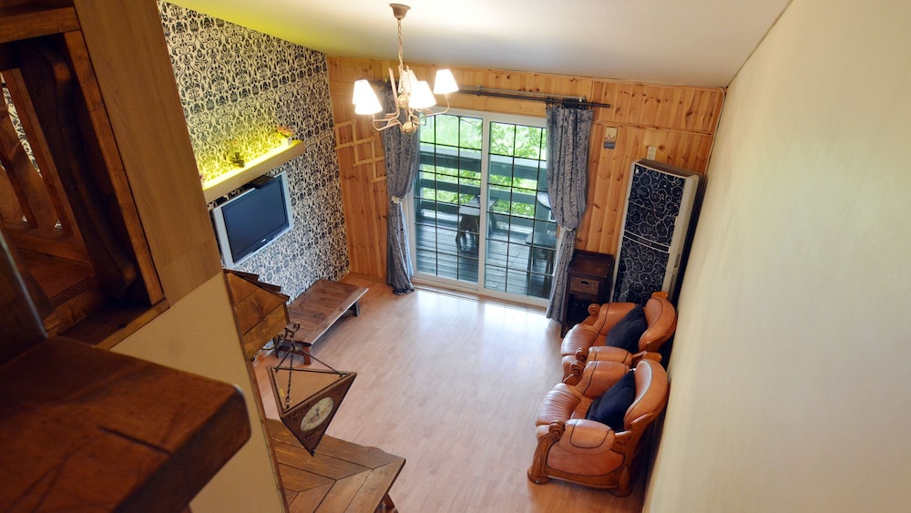 Sicily Pension 15/50