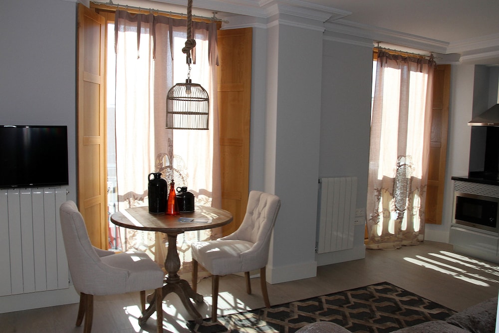 Principia Suites 36/43