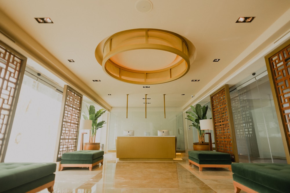 Antera Hotel and Residences 9/66