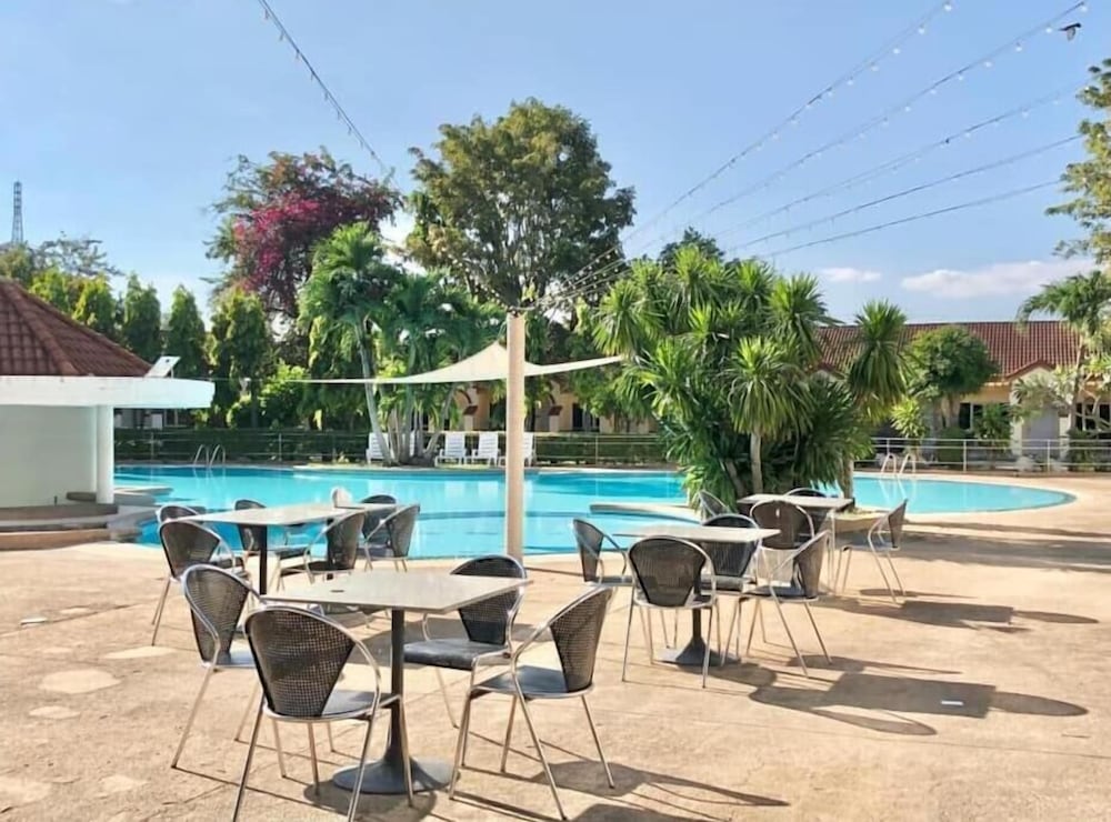 Lopburi Inn Hotel 35/46