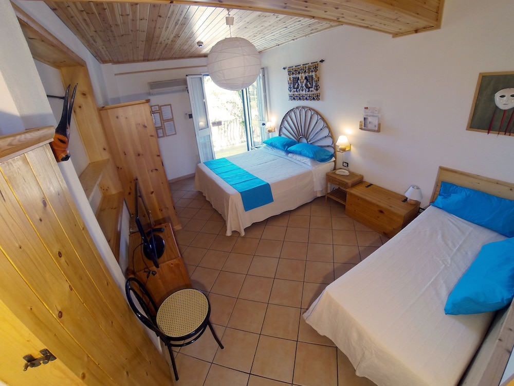 1 BEDROOM, APARTMENT, SEA VIEW