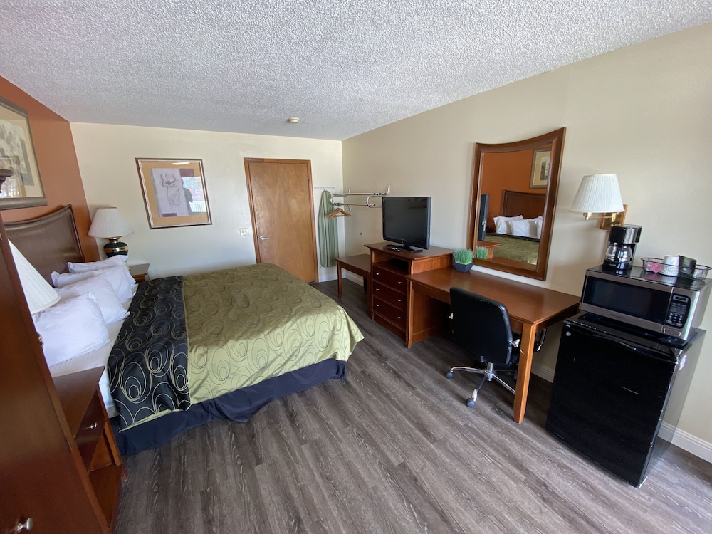 Rodeway Inn Baxley, GA 66/86