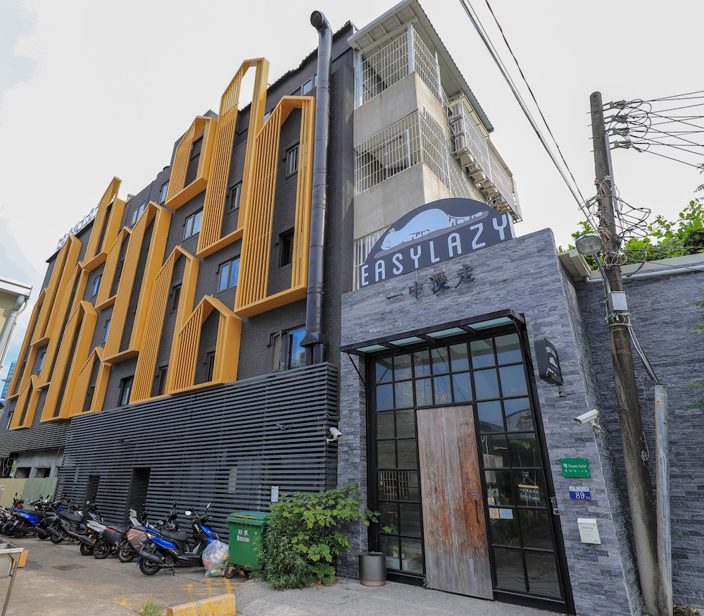 Taichung Easylazy Inn 3/19