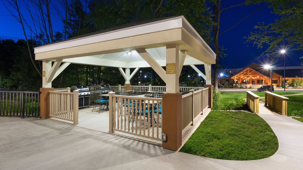 Candlewood Suites GROVE CITY - OUTLET CENTER 8/43