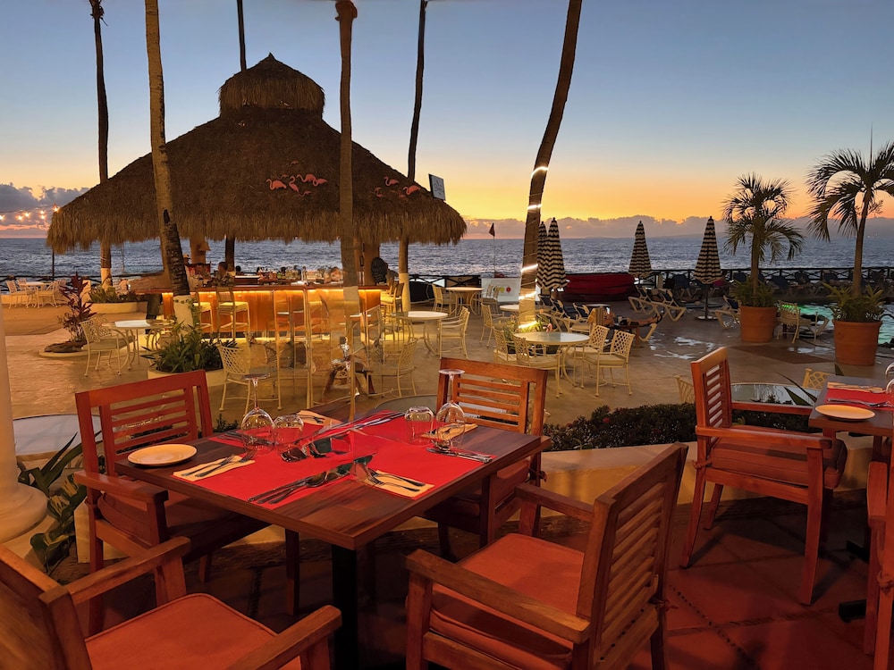 Costa Sur All Inclusive Resort Puerto Vallarta 50/50