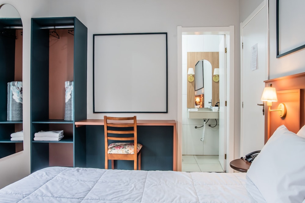 Hotel Petrov 38/60