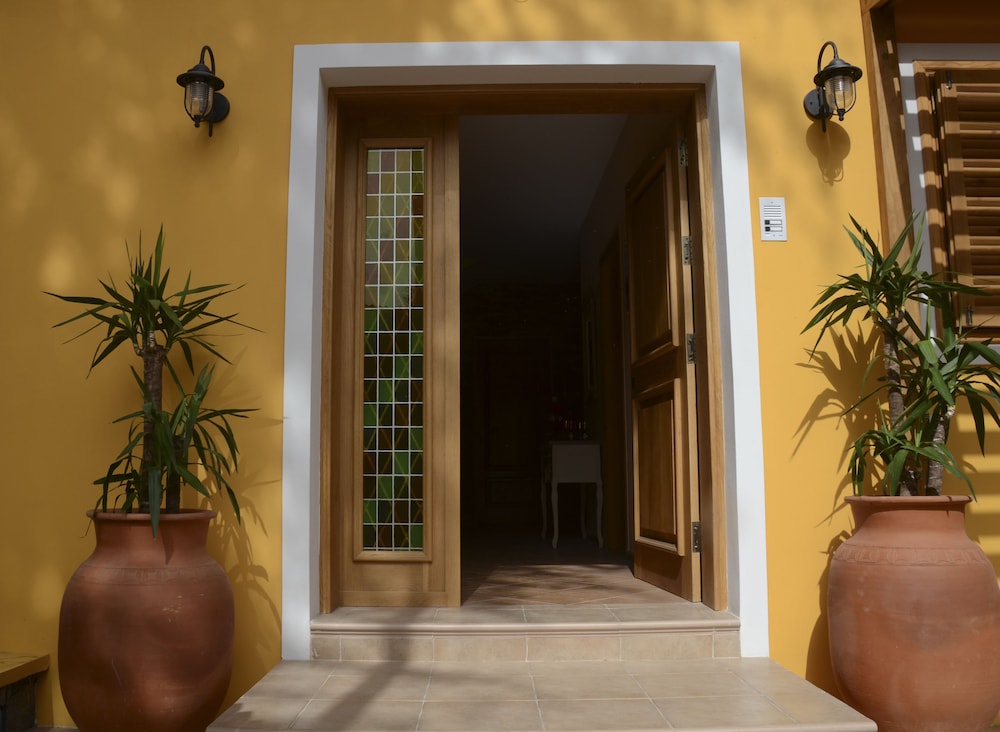Kiras Boutique Hotel 7/71