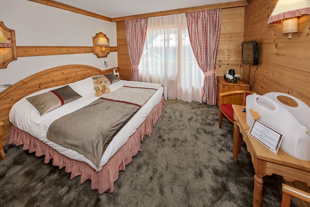 Hotel Spa Neige Et Roc Samoens 19/77