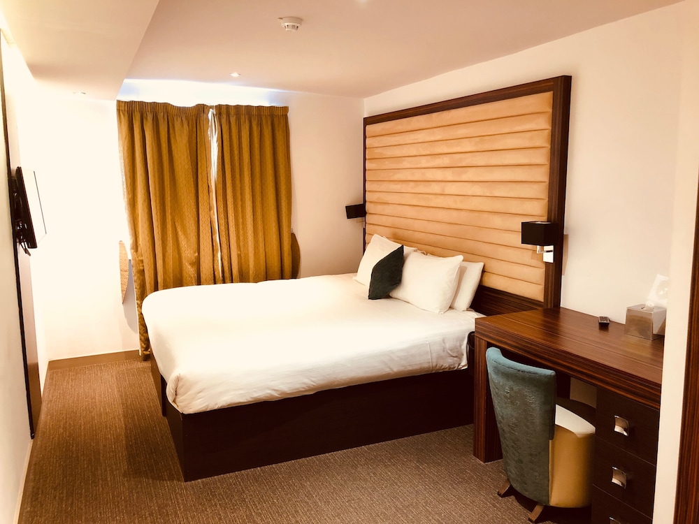 SUPERIOR, DOUBLE BED