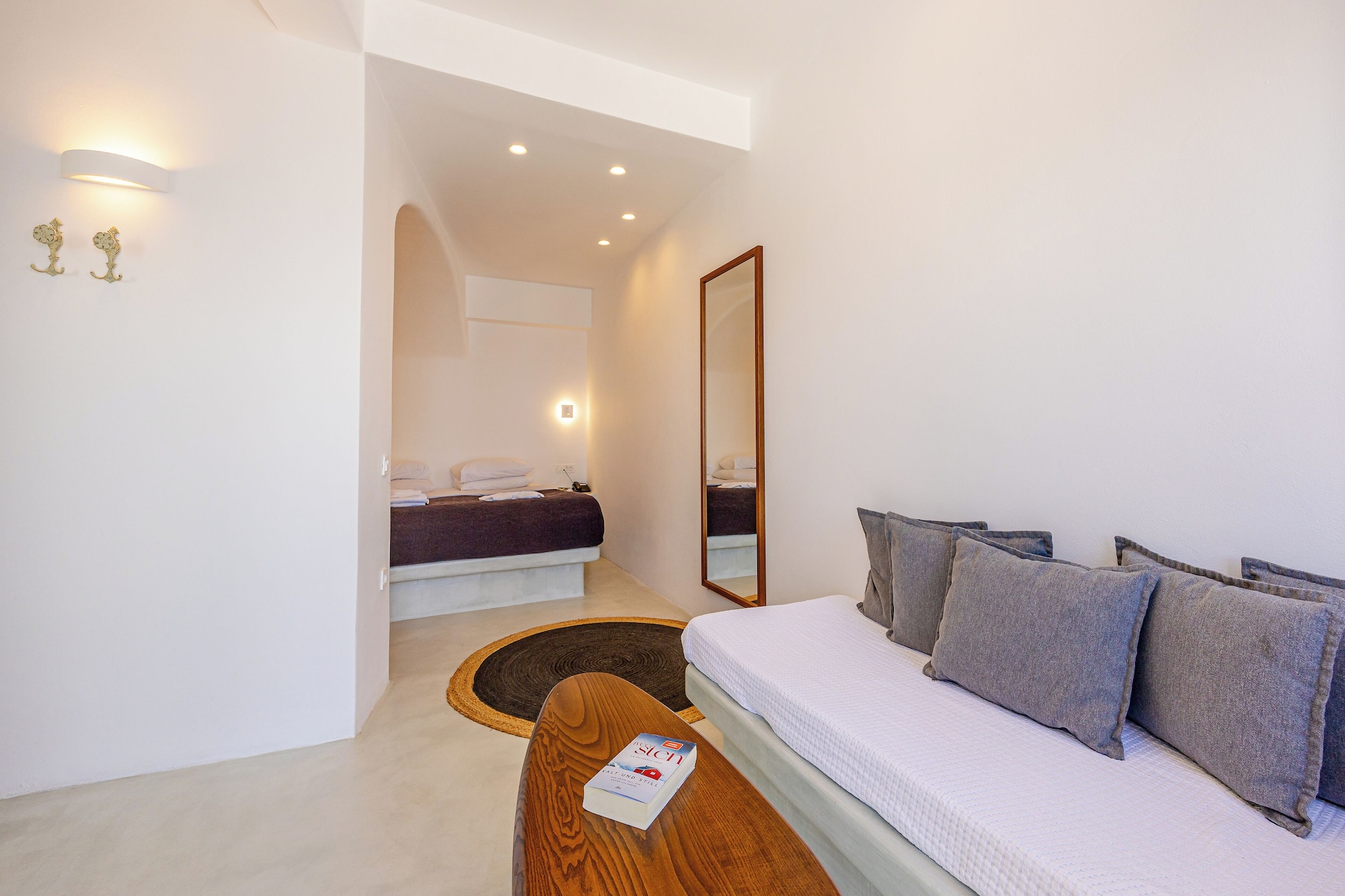 HONEYMOON, DOUBLE BED