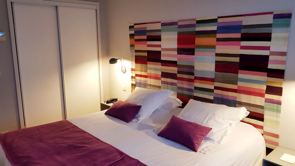 Hotel de Champagne 14/71