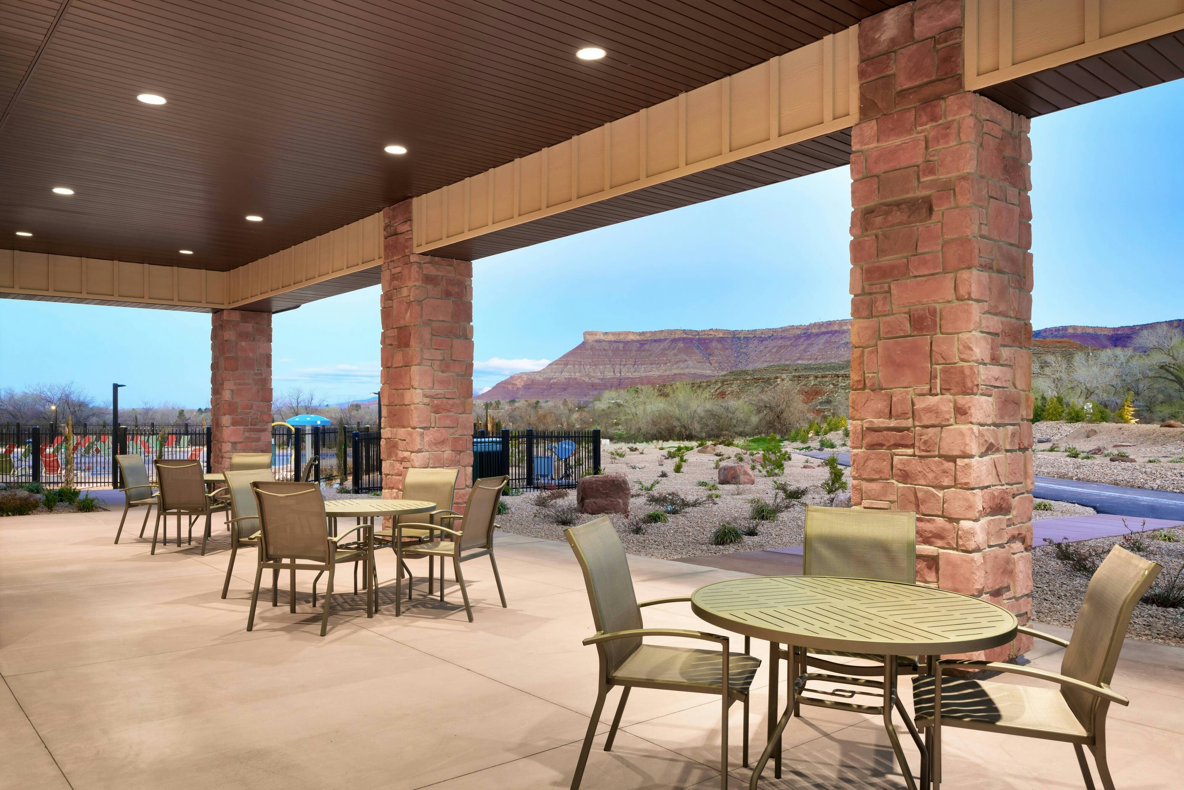Fairfield Inn & Suites By Marriott Virgin Zion National Park 13/25