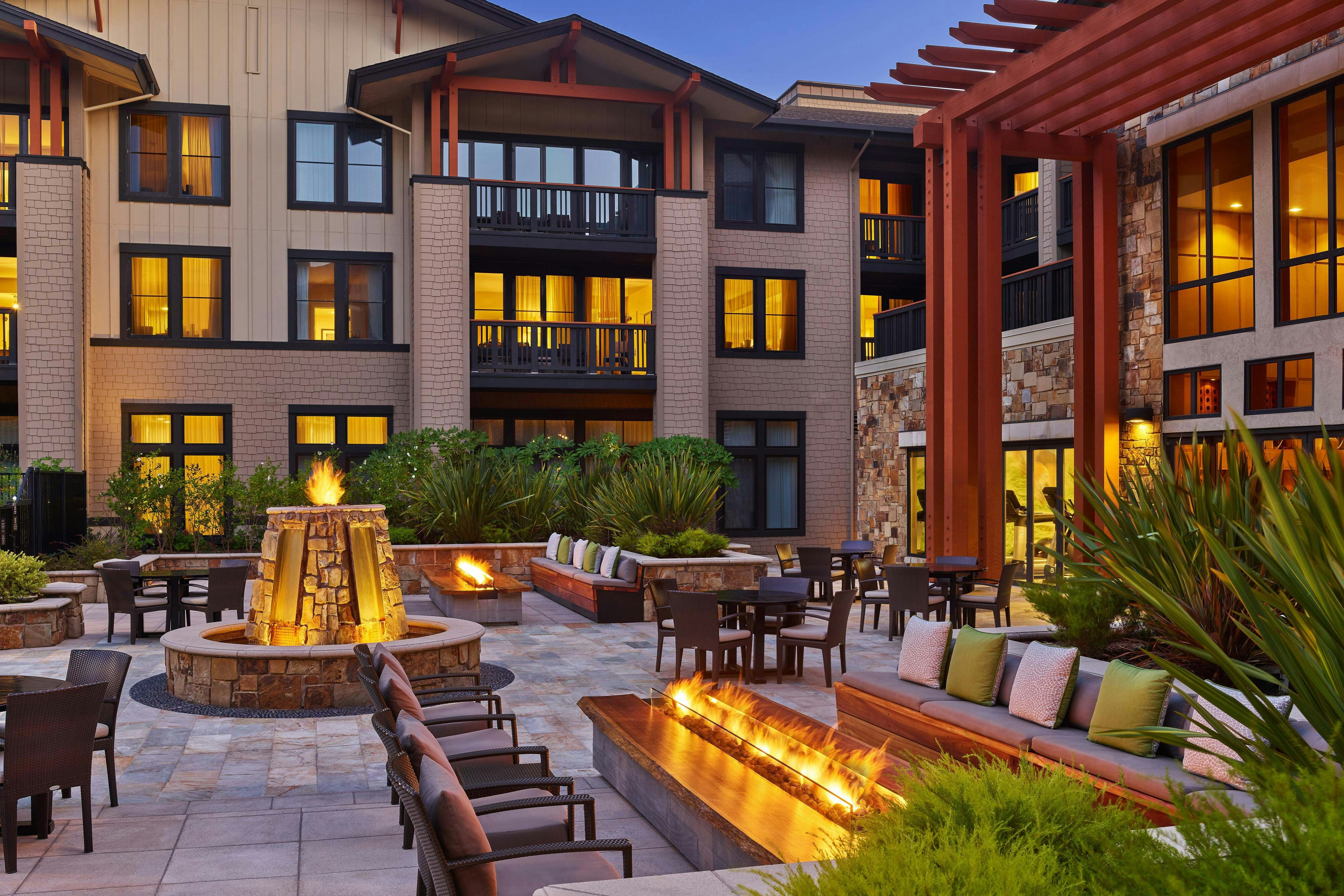 ザ ウェスティン ヴェラサ ナパ(The Westin Verasa Napa) 写真1