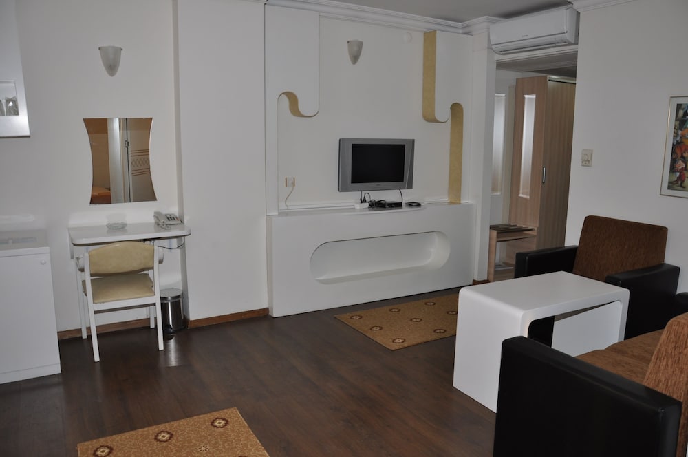 Sun City Florya Hotel 25/35