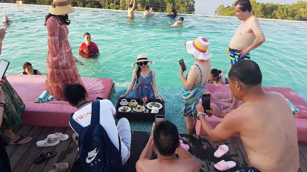 The Crystal Luxury Bay Resort Nusa Dua 65/72