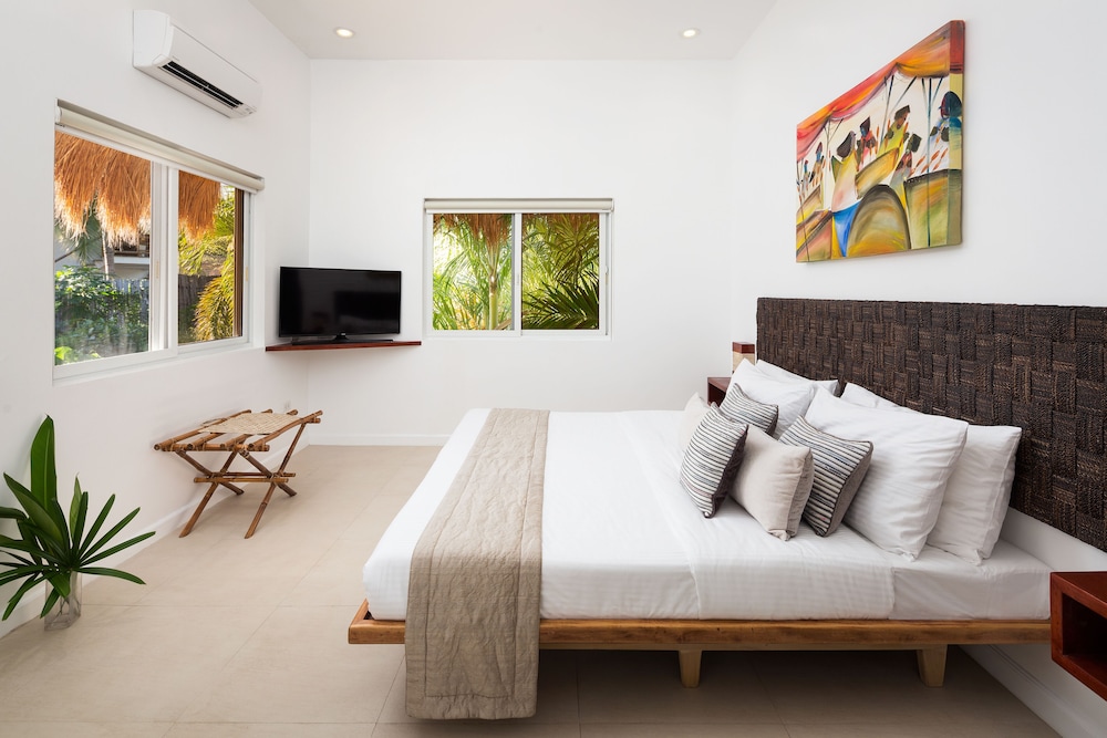 Atmosphere Resorts And Spa 46/70