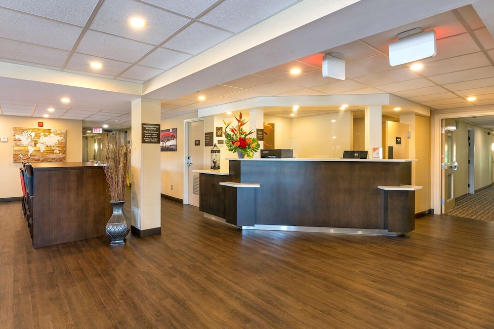 Comfort Inn St. Thomas 9/42