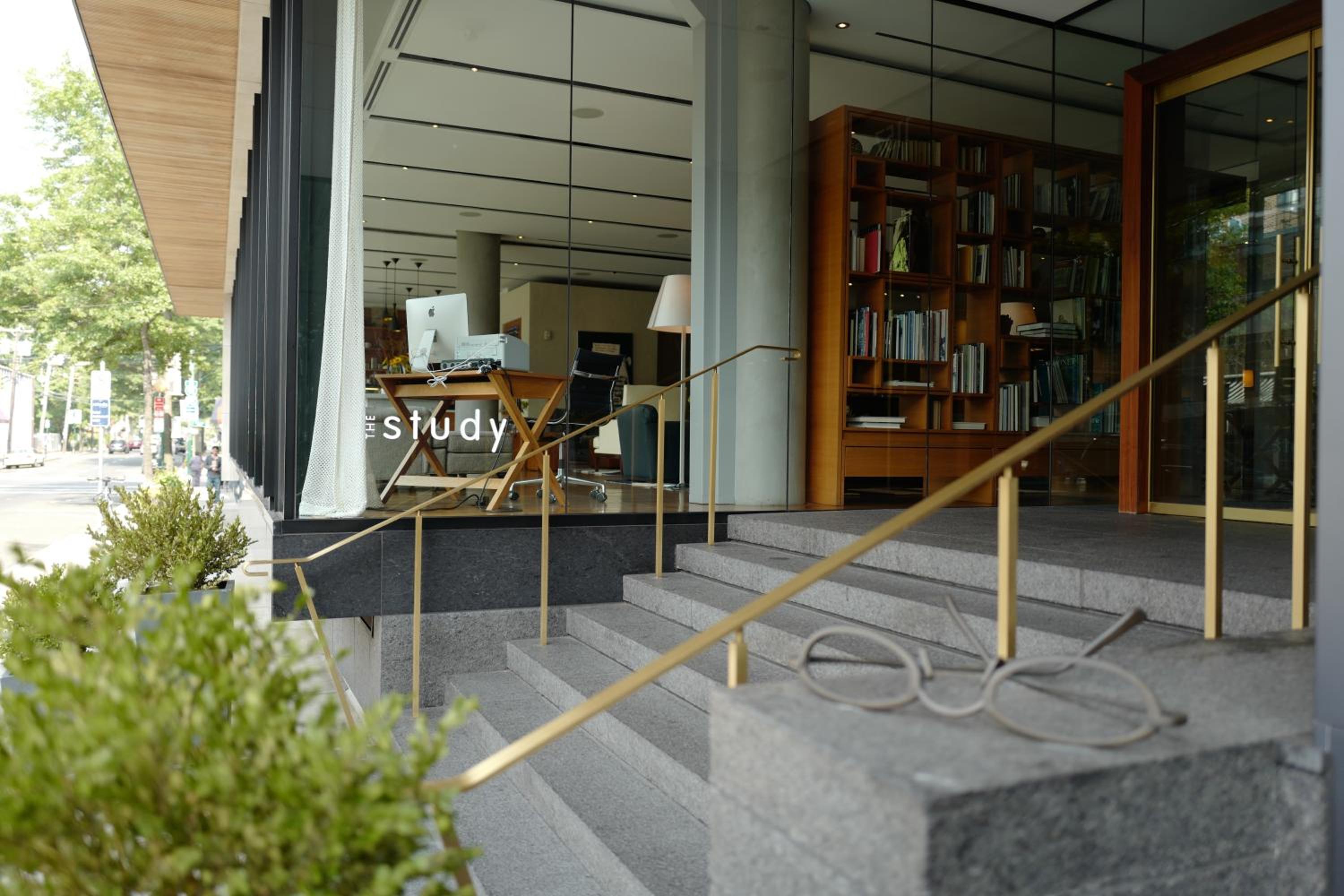 The Study at Yale Hotel 47/50