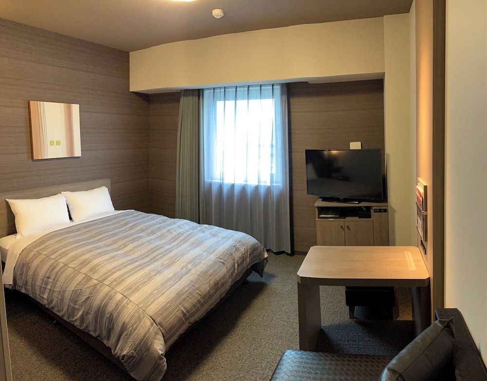 Comfort, Queen Bed