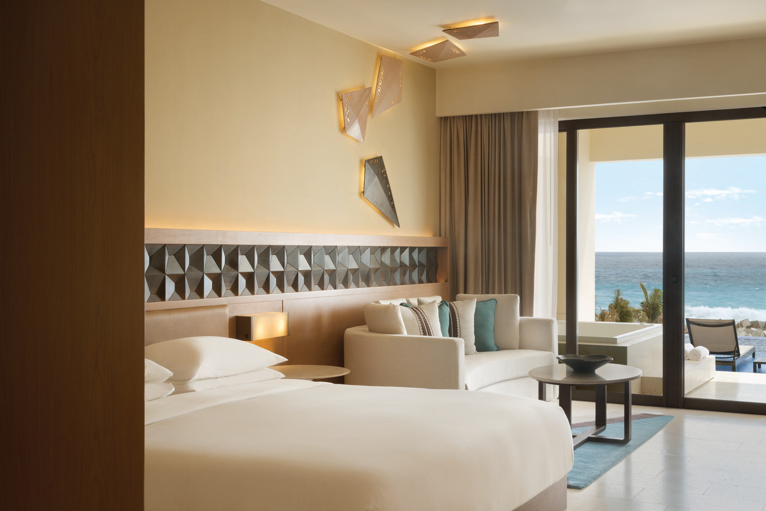 Room, King Bed, Ocean Front