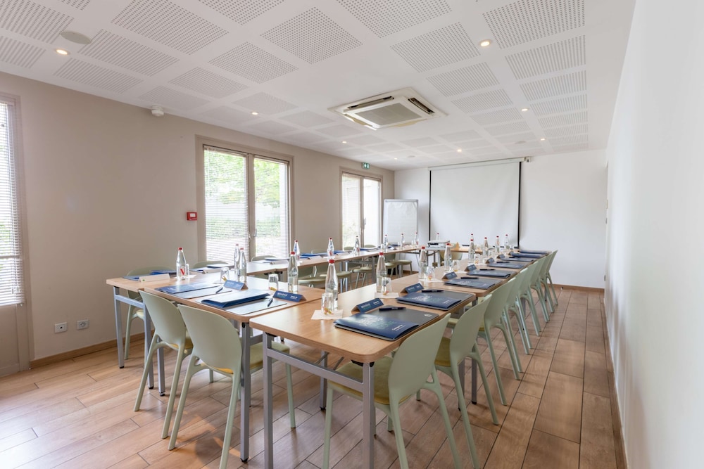 Hotel Campanile Reims Ouest Tinqueux 42/49