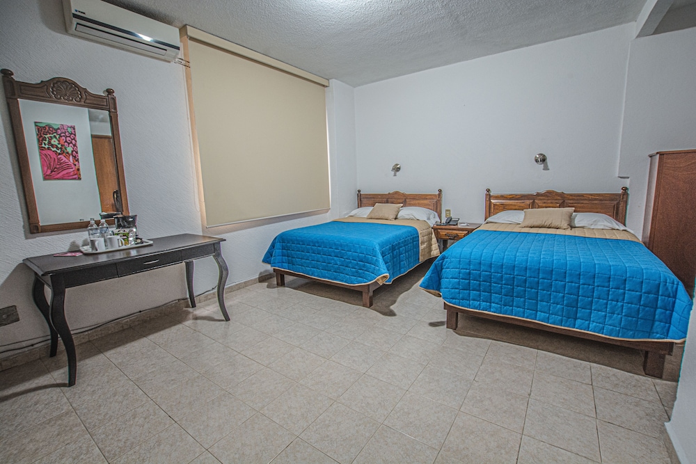 Hotel Palacio 25/57