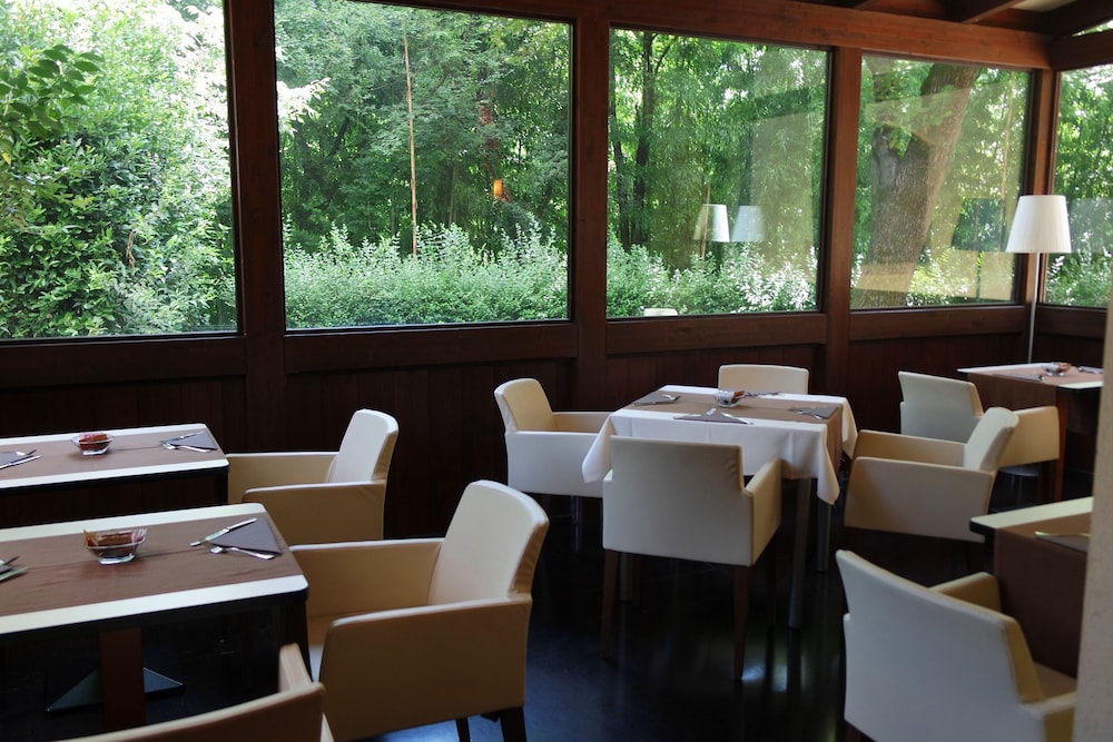 Country Hotel Castelbarco 40/56