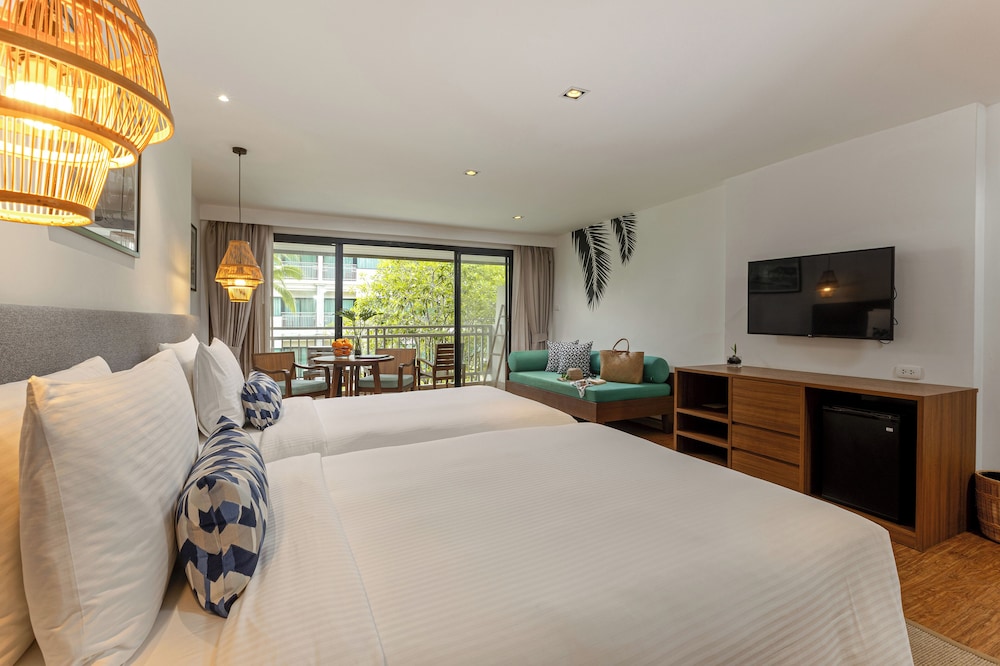Garden, Premier, Twin Beds, Sofa, Balcony