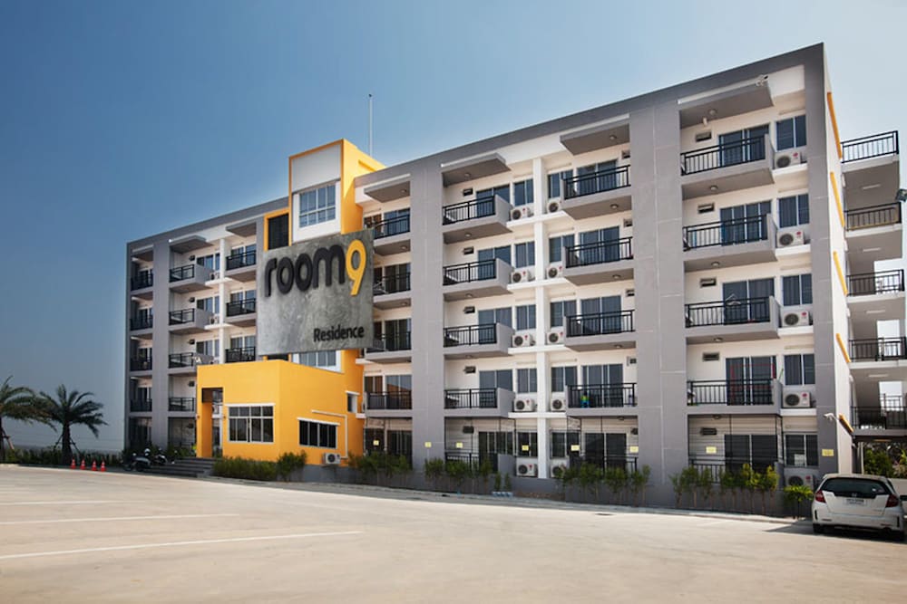 Room 9 Residence - Adult Only 3/43