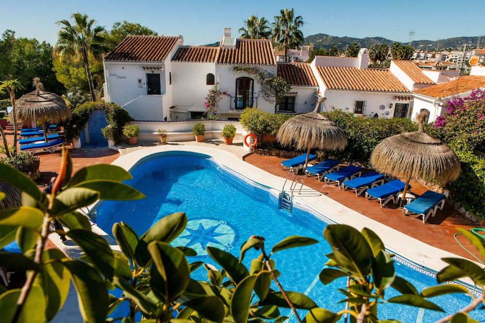 Hotel Los Arcos 53/63