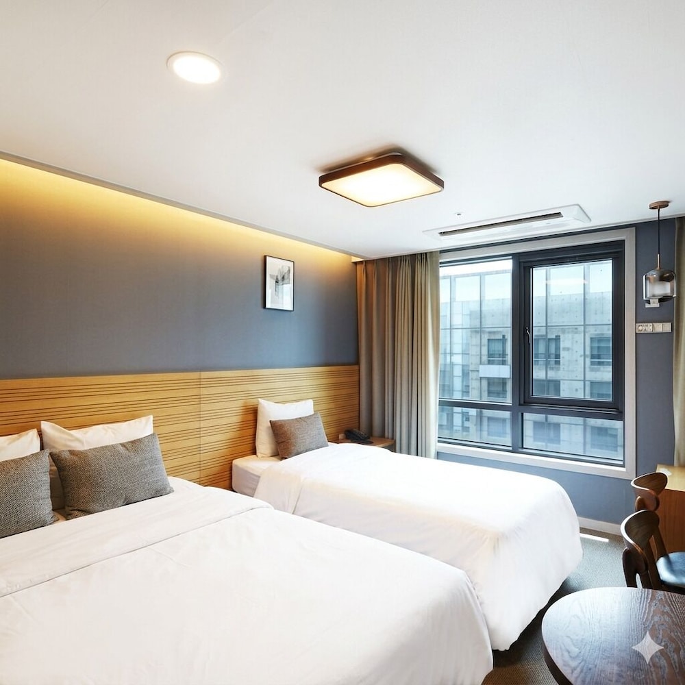 Hotel Full Moon 13/54