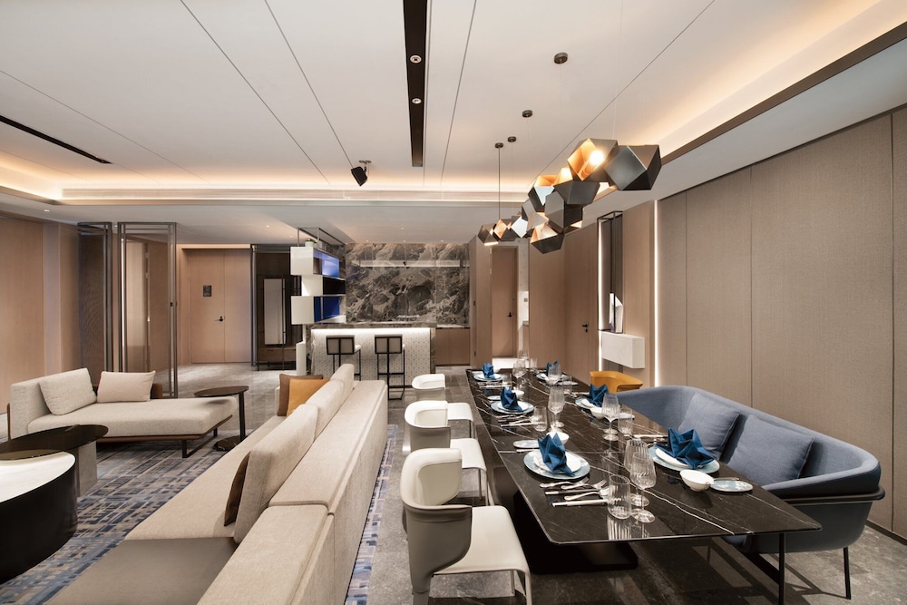 Crowne Plaza Hangzhou Science City 62/74