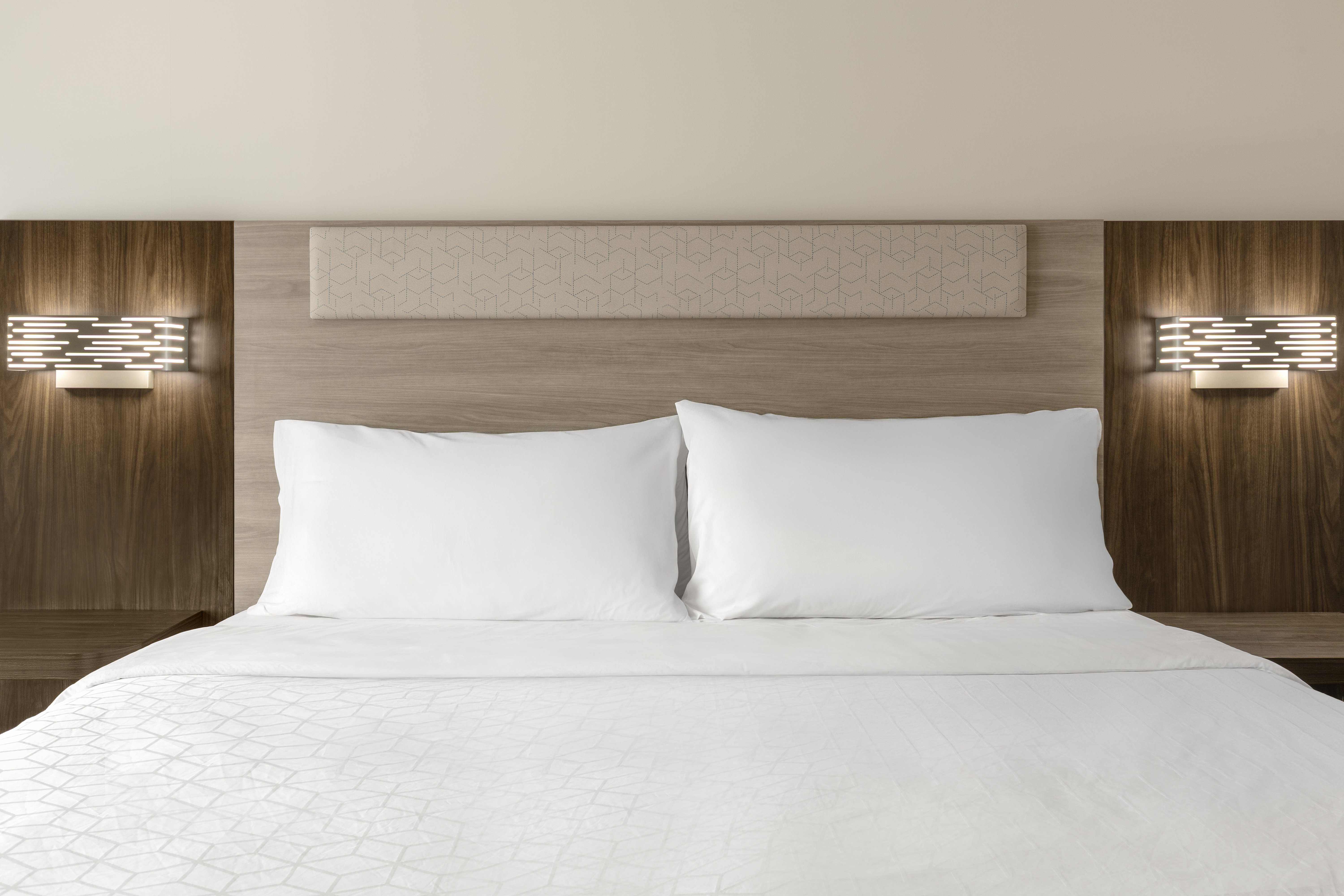 Holiday Inn Express Hotel And Suites Brockville 33/78